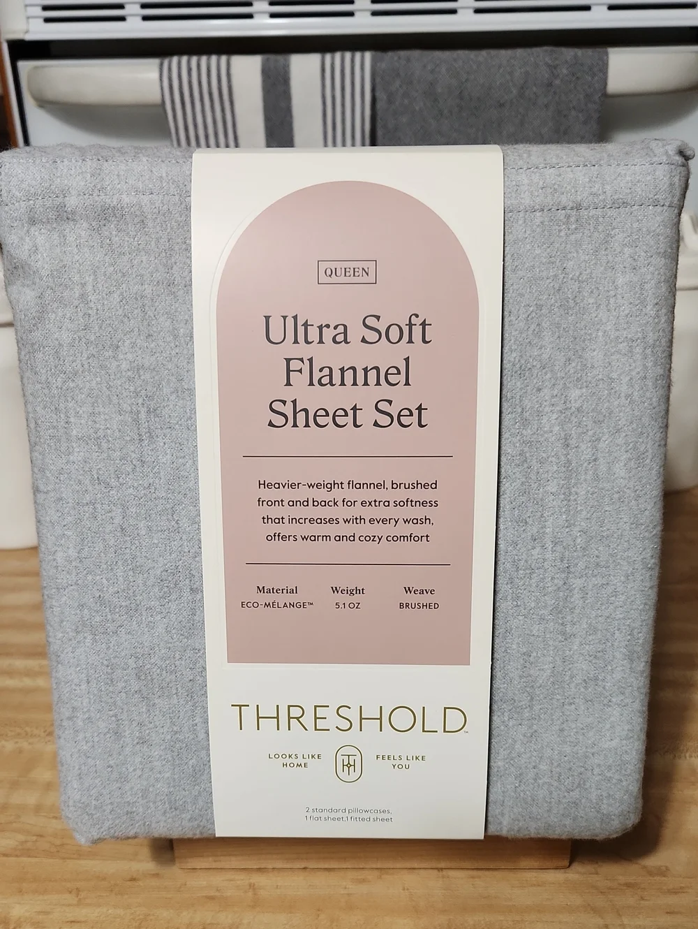 Threshold Ultra Soft Flannel Sheet Set. Queen.